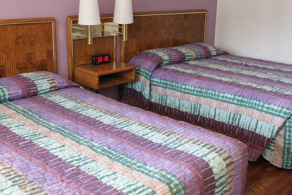 Motel 101 Gold Beach Buitenkant foto