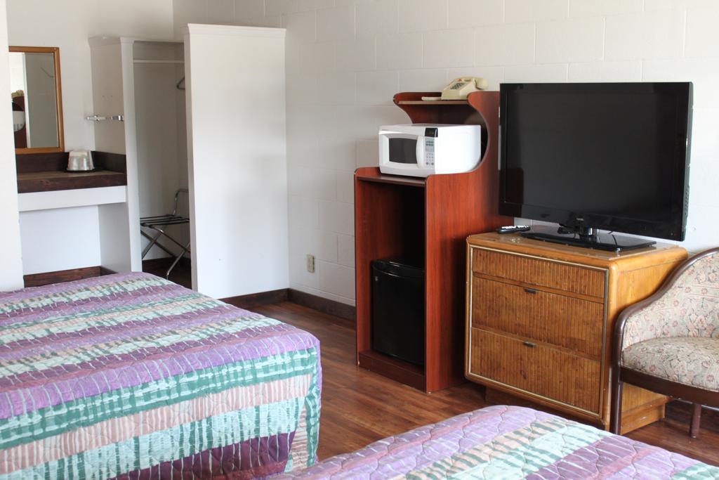 Motel 101 Gold Beach Buitenkant foto